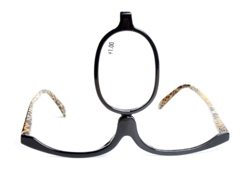 Rotating makeup glasses